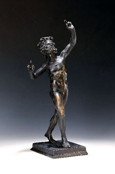 Skulptur des tanzendes Fauns, um 1900, nach dem Vorbild aus Pompeij, Bronzeguß, Schwanz fehlt, H. ca. 47cm