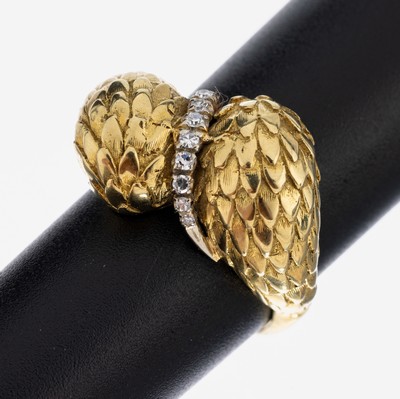 18 kt Gold Diamant-Ring, GG/WG 750/000, qualitätvolle Verarbeitung, abstraktes Design,10 8/8-Diamanten zus. ca. 0.08 ct Weiß/si, 1 Stein fehlt, RW ...