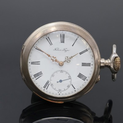 Offene Taschenuhr mit 1/4-Repetition im späteren Silbergehäuse, Schweiz um 1910, guill. Geh. berieben/dell., Scharniere zu rep., späteres ...