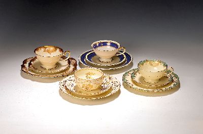 13 Gedecke, überwiegend deutsche Manufakturen, 20.Jh., Porzellan, vergoldet, 2x Rosenthal, Seltmann Weiden, 2x Hutschenreuther, Sorau Carstens, ...