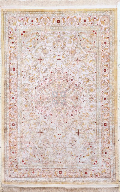 Hereke Seide fein signiert, Türkei, Mitte 20.Jhd, reine Naturseide"Metallbroschiert", ca. 185 x 123 cm, ca. 1 Mio Kn/qm, EHZ: 1-2