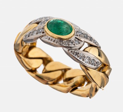 18 kt Gold Smaragd-Diamant-Kettenring, GG/WG 750/000, mittig ovaler Smaragdcabochon ca. 0.85 ct, in WG gefasste 24 8/8-Diamanten zus. ca. 0.12 ct ...