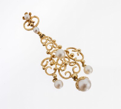 14 kt Gold Perl-Anhänger, GG 585/000, Gestaltung aus Voluten, 6 Zuchtperlen in versch. Größen, 3 davon bewegl. abgehangen, L.ca. 5.5 cm, ca. 4.6 g