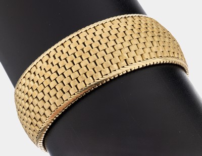 14 kt Gold Armband, GG 585/000, part. sat.,B. ca. 2.4 cm, L. ca. 18.8 cm, Kastenschloss mit 2 Sicherheitsachten, ca. 60.1 g