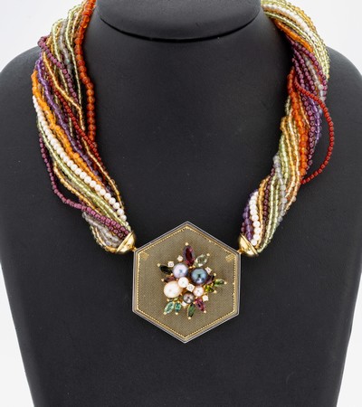 Farbstein-Collier mit 18 kt Gold und Platin Turmalin-Perl-Brillant-Mittelteil, GG 750/000 und Pt., Einzelanfertigung eines renommierten ...