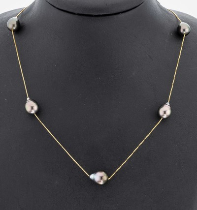 14 kt Gold Perl-Collier, GG 585/000, 5 unrunde Tahitizuchtperlen, D. ca. 9.1 mm, L. ca. 49.5 cm, Karabinerschließe, ca. 8.1 g