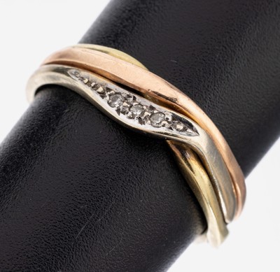 14 kt Gold Diamant-Ring, GG/RG/WG 585/000, 3 8/8-Diamanten zus. ca. 0.03 ct (grav.) Weiß/si, RW 54, ca. 3.6 g, Meistermarke unged.