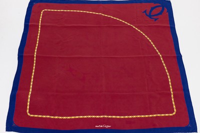 MUST DE CARTIER Seidentuch, bordeauxroter Grund mit dunkelblauem Rand, Doppel-C -Monogram in einer Ecke, goldene Kettenbordüre, ca. 77 x 77 cm
