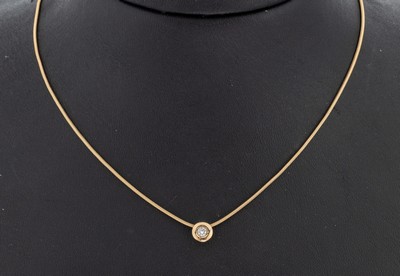 14 kt Gold Brillant-Anhänger, GG 585/000, Brillant ca. 0.10 ct Weiß/si, an Kette, GG 585/000, L. ca. 43 cm, Karabinerschließe, ca. 4.1 g