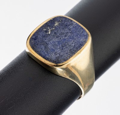8 kt Gold Siegelring, GG 333/000, freie Lapislazuli-Platte, RW 65, ca. 4.3 g