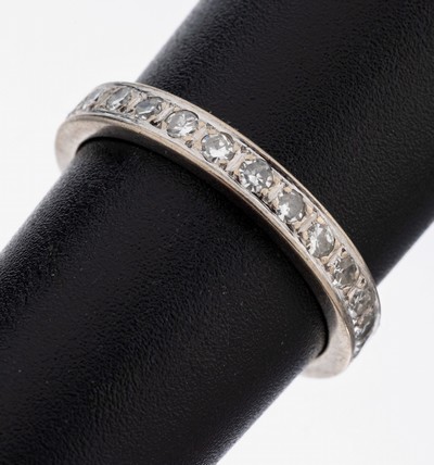 14 kt Gold Diamant-Memoryring, WG 585/000, 8/8-Diamanten zus. ca. 0.50 ct Weiß/si-p, RW 53, ca. 2.9 g