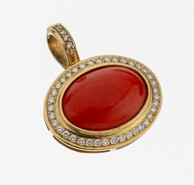 14 kt Gold Korallen-Brillant-Clipanhänger, GG 585/000, ovaler Korallen-Cabochon, 43 Brillanten zus. ca. 0.60 ct Weiß/si, ca. 6.1 g, Versand nur ...