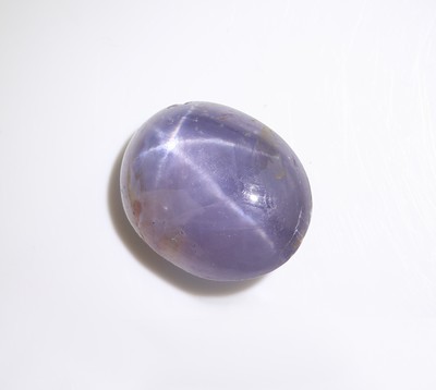 Loser Sternsaphir-Cabochon, 8.08 ct, oval