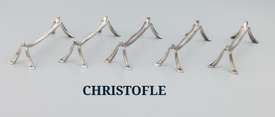 Set 18 CHRISTOFLE Messerbänke, Metall versilbert, minimalistisches Design mit klarenfließenden Linien, L. ca. 10.5 cm, sign.