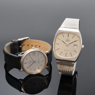 Konvolut: 2 Omega Armbanduhren in Stahl, 1.) Serie Constellation Referenz 196.0138, Schweiz um 1979, Boden m. Darst. Sternwarte aufgedr., verg. Werk, ...