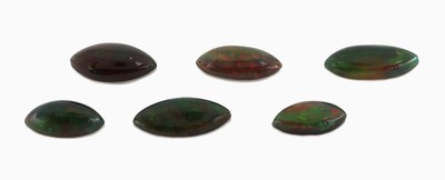 Lot 6 lose Opalcabochons, 16.73 ct, Schwarzopal mit schönem Farbspiel in Grün, Orange und Blau, wohl beh., Navette