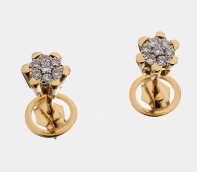 Paar 18 kt Gold Brillant Ohrstecker, GG 750/000. 14 Brillanten zus. ca. 0.12 ct Weiß/si, total ca. 3.4 g, Durchm. ca. 6.5 mm
