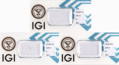 Lot 3 lose Diamant-Navettes, zus. 0.18 ct, 1 x 0.07 ct feines Weiß(G)/vs2, 1 x 0.06 ct feines Weiß(G)/vs2, 1 x 0.05 ct feines Weiß (F)/vs2, jew. ...