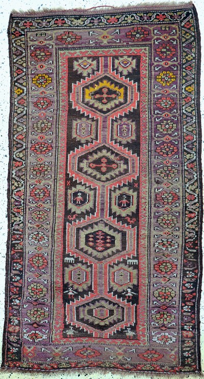 Kurdischer"Dorfteppich", Türkei, um 1900, Wolle auf Wolle, ca. 190 x 105 cm, EHZ: 2-3