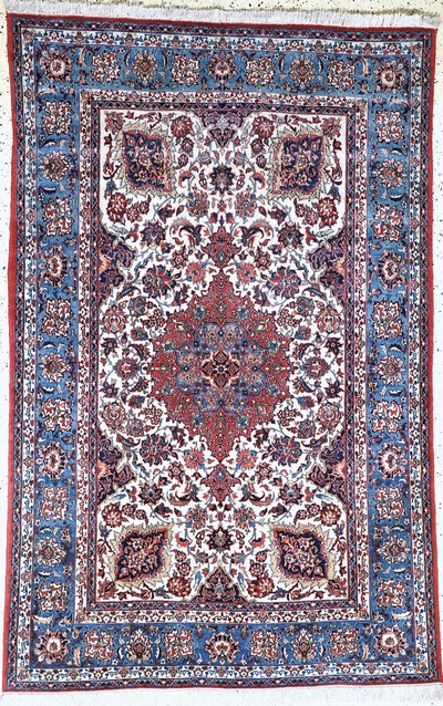 Esfahan"Shooreshi"fein alt, Persien, Anfang20.Jhd, Korkwolle auf Baumwolle, ca. 235 x 155cm, ca. 1,0 Mio. Kn/qm, EHZ: 2