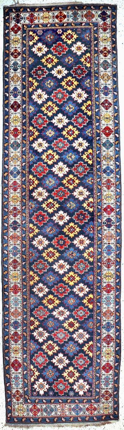 Antiker Schirwan-Kazak, Kaukasus, 19:Jhd, Wolle auf Wolle, ca. 414 x 115 cm, EHZ: 2