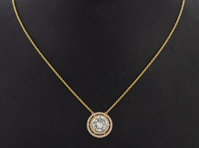 18 kt Gold Brillant-Collier, GG 750/000, Mittelteil mit einem Brillant ca. 1.83 ct l.get.Weiß/vs, in 2 Ebenen bes. mit weiteren Brillanten zus. ca. ...