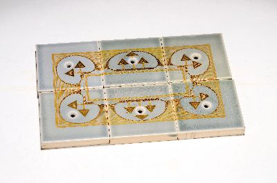 6 Fliesen, Villeroy und Boch Dresden, um 1900, Jugendstil, Feinsteingut, graublau glasiert mit feinem stiltypischem Golddekor, jeweils mittig mit ...