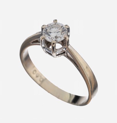 14 kt Gold Brillant-Ring, WG 585/000, Brillant ca. 0.60 ct (grav.) feines Weiß/si, RW 57, ca. 3.0 g