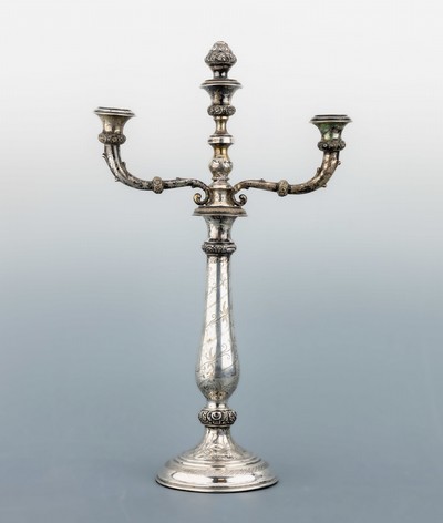 Kerzenleuchter, Österreich, 1862, 13-Lot Silber, balusterförmiger Schaft auf rundem getrepptem Fuß, Fuß mit Gips gefüllt, abnehmbare ...