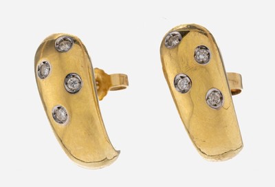 Paar 18 kt Gold Brillant-Ohrstecker, GG 750/000 gepr., schlichtes Design, 8 Brillantenzus. ca. 0.04 ct Weiß/si, ca. 4.8 g, 1 Brisur GG 585/000