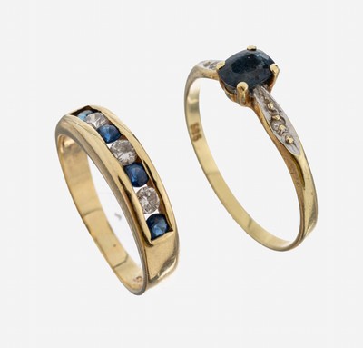 Konvolut 2 14 kt Gold Saphir-Diamant-Ringe, GG 585/000, 1 x RW 56, ovalfacett. Saphir ca. 0.10 ct, 2 8/8-Diamanten zus. ca. 0.01 ct Weiß/si, und 1 x ...