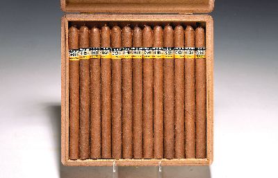 25er Kiste Lanceros, Cohiba, Havana, Kuba, 2009, Laguitos, Ringmaß 38, orig. Holzkiste geöffnet, Provenienz: aus Schweizer Privatsammlung, adäquat ...