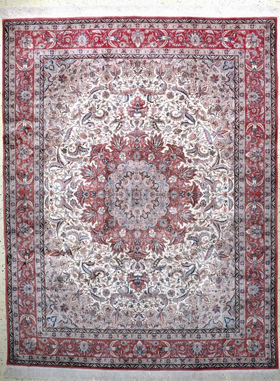 Esfahan fein, China, Ende 20.Jhd, Korkwolleauf Seide, ca. 320 x 245 cm, EHZ: 2
