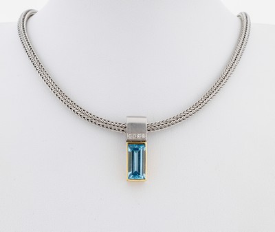 14 kt Gold Topas-Brillant-Clipanhänger, GG/WG 585/000, WG sat., in GG gefasster Blautopas (beh.) im Treppenschliff ca. 4.0 ct, 4 in WG gefasste ...