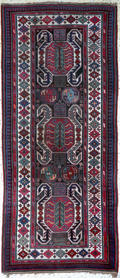 "Lenkoran"Kazak antik, Kaukasus, 19.Jhd, Wolle auf Wolle, ca. 270 x 115 cm, EHZ: 2-3, (alte Restaurierungen)