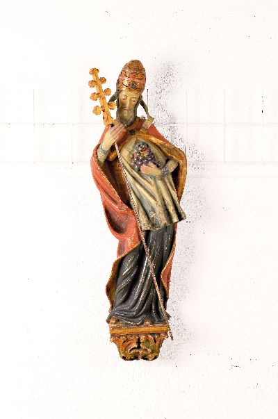 Heiligenfigur, "Hl. Urban", 2. Hälfte 20. Jh., wohl Lindenholz geschnitzt, leichte Altersspuren, H. ca. 78 cm