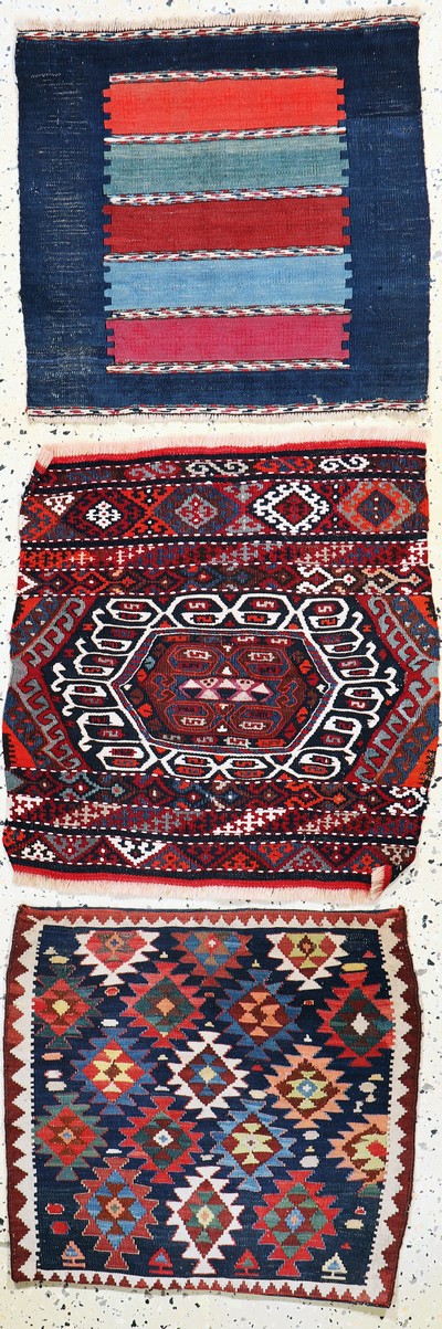3 Lots Kelim-Taschenfront, Persien & Turkei, um 1900, Wolle auf Wolle, ca. 55 x 55 cm, EHZ: 2