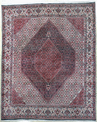 Bidjar, Persien, Ende 20.Jhd., Wolle auf Baumwolle, ca. 250 x 205 cm, EHZ: 2
