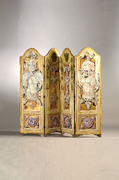 Paravent, 19.Jh., beidseitig mit aufwendiger Malerei auf Öl/Lwd, jede Seite mit Leinwandschaden, ca. 210x240 cm