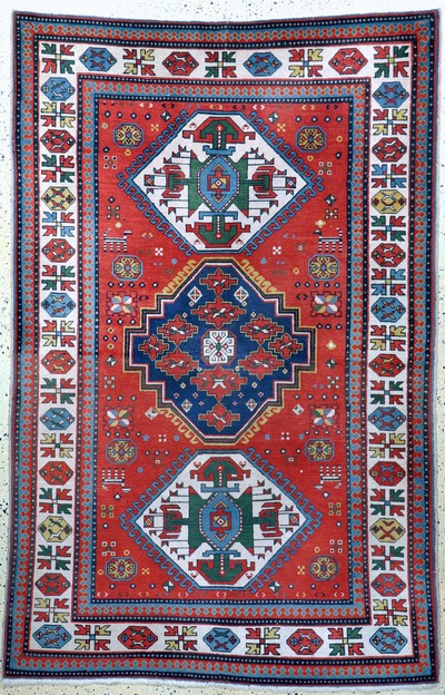 Eriwan, Rußland, Mitte 20.Jhd, Wolle auf Baumwolle, ca. 215 x 140 cm, EHZ: 2