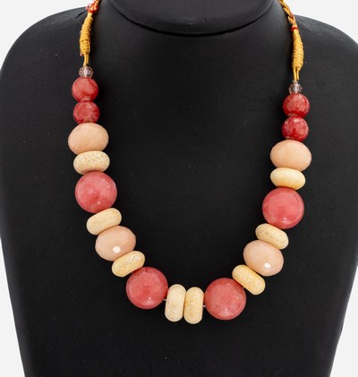 Farbstein-Korallen-Collier, Mittelteil mit weißen Korallenlinsen und facett. Linsen und Kugeln in versch. Farben und Größen, Rhodochrosit-Kugeln, ...