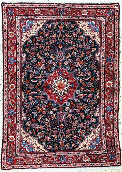 Sarogh, Persien, Mitte 20.Jhd, Wolle auf Baumwolle, ca. 150 x 110 cm, EHZ: 1-2