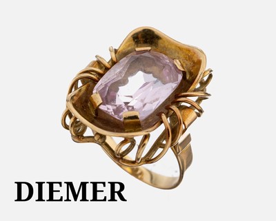 14 kt Gold Farbstein-Ring, 1960er Jahre, GG585/000, ovalfacett. Synthese, aufwendige Fassung, Meistermarke DIEMER/Pforzheim, RW 52,ca. 8.5 g