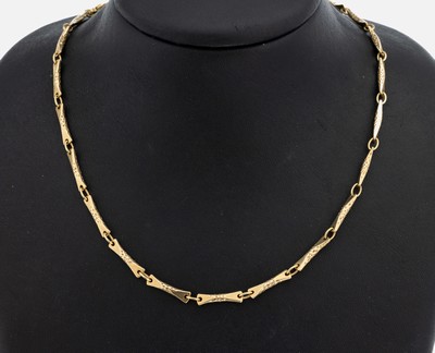 14 kt Gold Collier, GG 585/000, L. ca. 45 cm, Karabinerschließe, ca. 25.0 g
