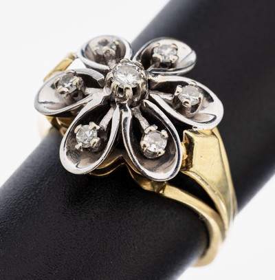 14 kt Gold Diamant-Ring, GG/WG 585/000, 1 Brillant und 6 8/8-Diamanten zus. ca. 0.23 ct Weiß/si-p, RW 57, ca. 5.9 g