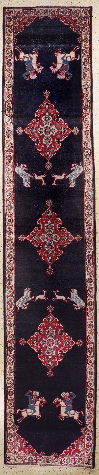 Mesched Persien, Mitte 20.Jhd, Wolle auf Baumwolle, ca. 395 x 78 cm, EHZ: 3