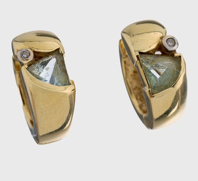 Paar 14 kt Gold Aquamarin-Brillant-Ohrcreolen, GG/WG 585/000, schlichtes Design, 2 Aquamarine im Fantasieschliff ca. 1.0 ct, 2 in WG gefasste ...