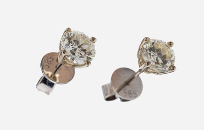 Paar 14 kt Gold Brillant-Ohrstecker, WG 585/000, 2 Brillanten zus. ca. 2.0 ct l.get.Weiß-get.Weiß/vs-si, ca. 2.0 g