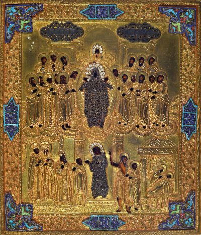 Ikone, Russland, um 1900, Tempera auf Holz, reich geprägtes Messingoklad mit Applikationen in buntem Cloisonné-Email, ca. 31.5x27cm, mitExpertise ...