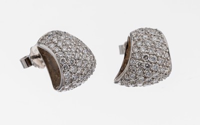 Paar 18 kt Gold Brillant-Ohrstecker, WG 750/000, Brillanten zus. ca. 2.20 ct feines Weiß-Weiß/vs-si, ca. 7.1 g